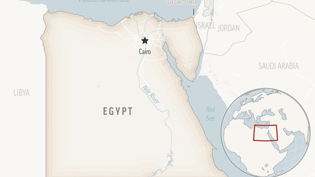 A bus carrying university students crashes, killing 12 and injuring 33 in Egypt [Video]