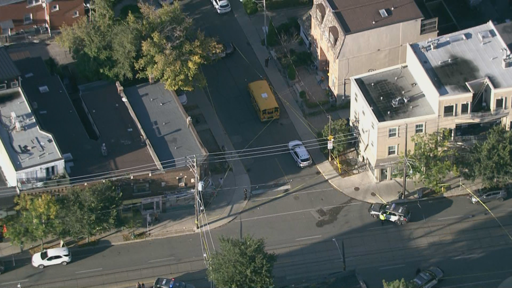 Woman hit by school bus in east Toronto dies [Video]