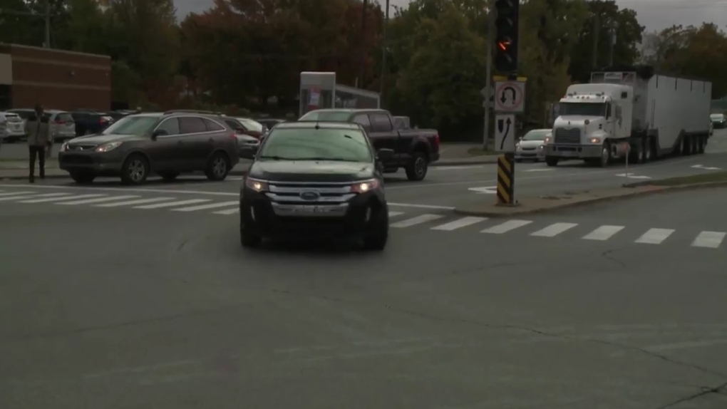 Montreal’s St-Pierre interchange to undergo safety enhancements for pedestrians and cyclists [Video]