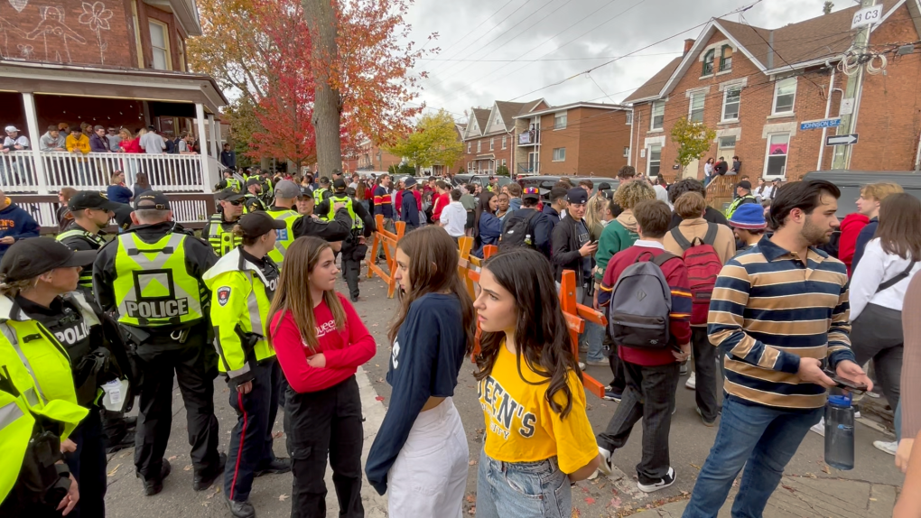 Police declare University District Safety Initiative in Kingston, Ont. ahead of Queen’s homecoming [Video]