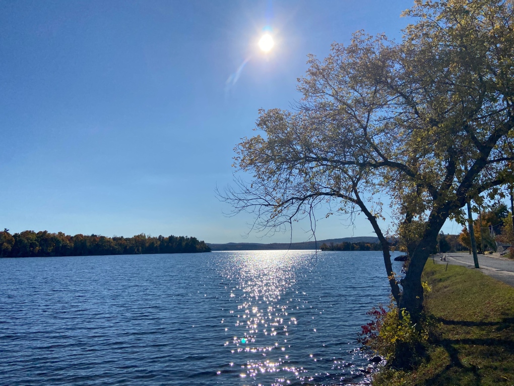 October weather in Ottawa: Rare heatwave extending summer feelings [Video]