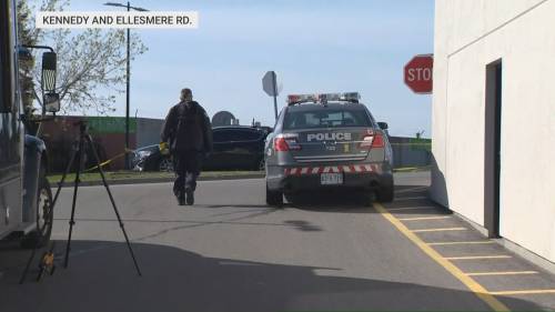 Murder trial of Ont. man accused of shooting, robbing victim of gold chain begins [Video]