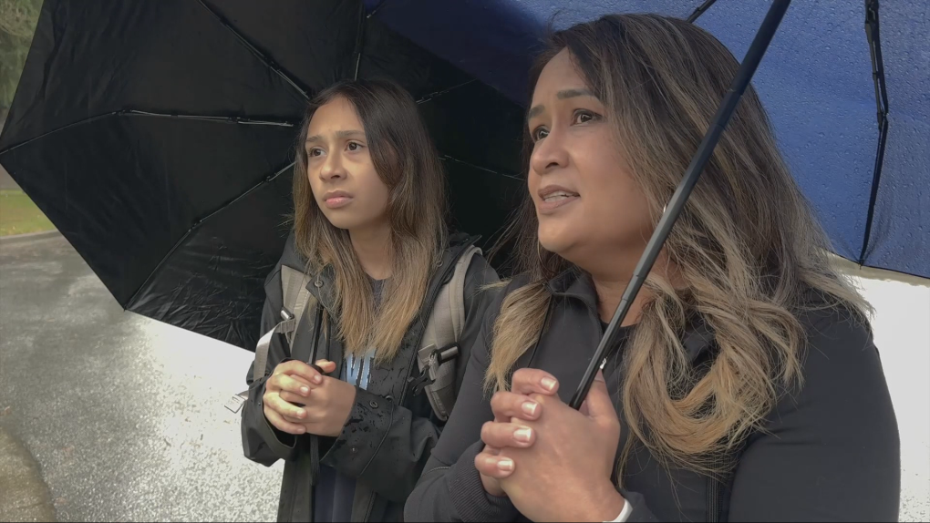 Uber driver abandoned teen in B.C. parking lot, family says [Video]