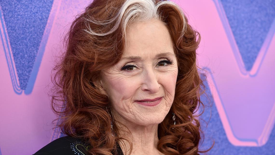 Bonnie Raitt sets Charlotte benefit concert for Helene relief [Video]