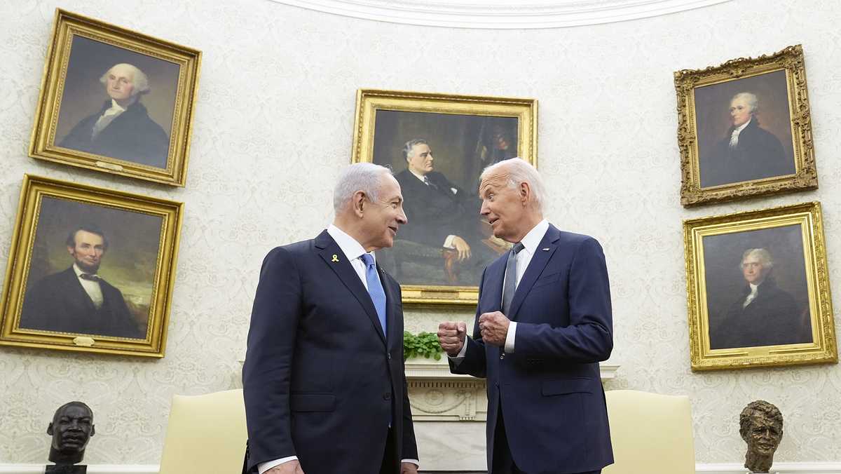 Biden ‘deeply concerned’ about docs on Israel’s possible attack plans [Video]