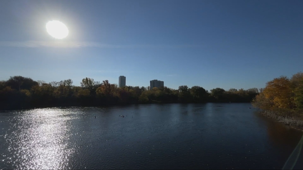 Ottawa weather: Third straight day with temperatures hit 20 C this fall [Video]