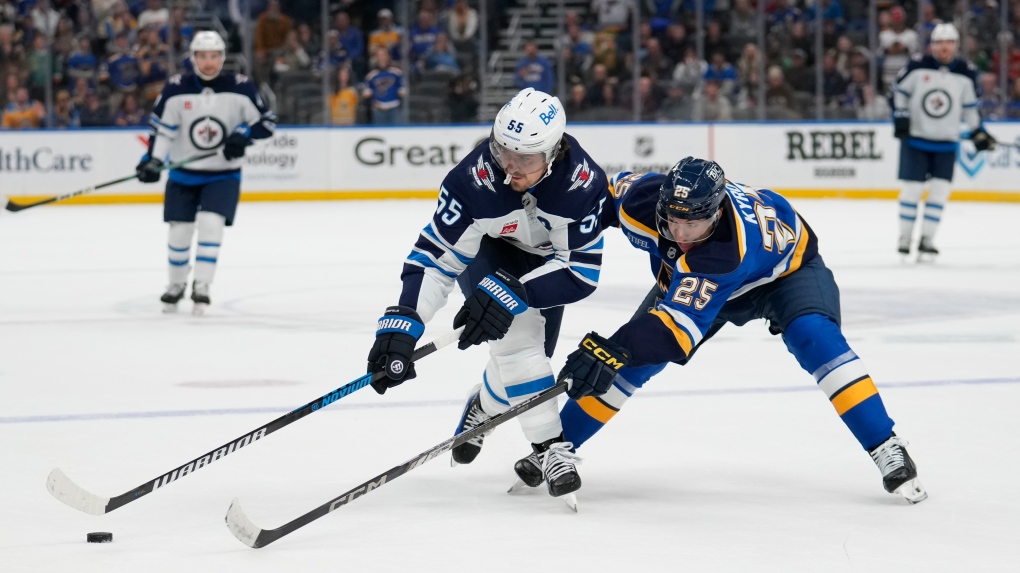 Hellebuyck stops 27 shots, lifts undefeated Jets to 3-2 win over Blues [Video]