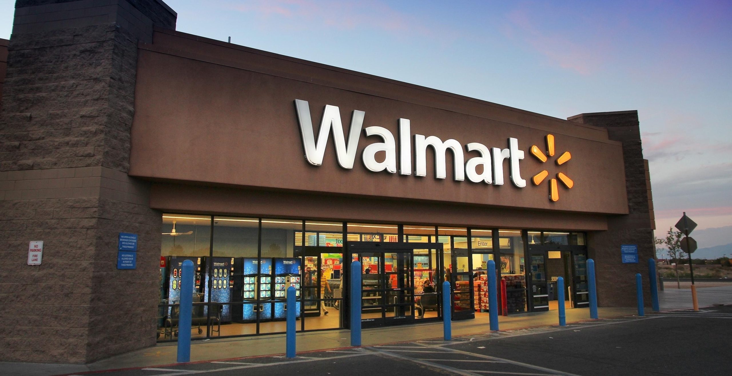 19-Year-Old Walmart Worker Dies Inside Stores Oven [Video]