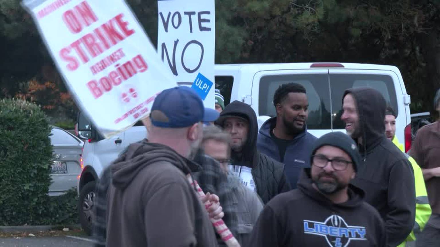 Video: Boeing workers reject wage deal and continue strike [Video]