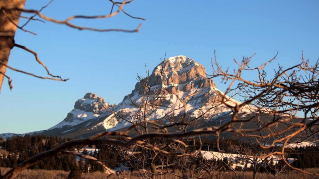 More listening and strategizing essential to Crowsnest tourism success, NDP says [Video]