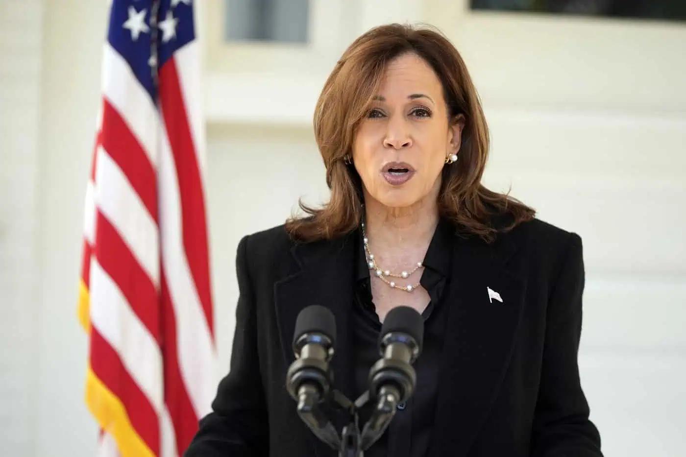 Majority of Canadians would vote for Kamala Harris in U.S. election: poll [Video]