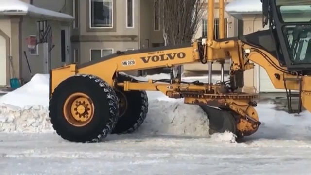 City of Edmonton launches assisted snow removal pilot program [Video]