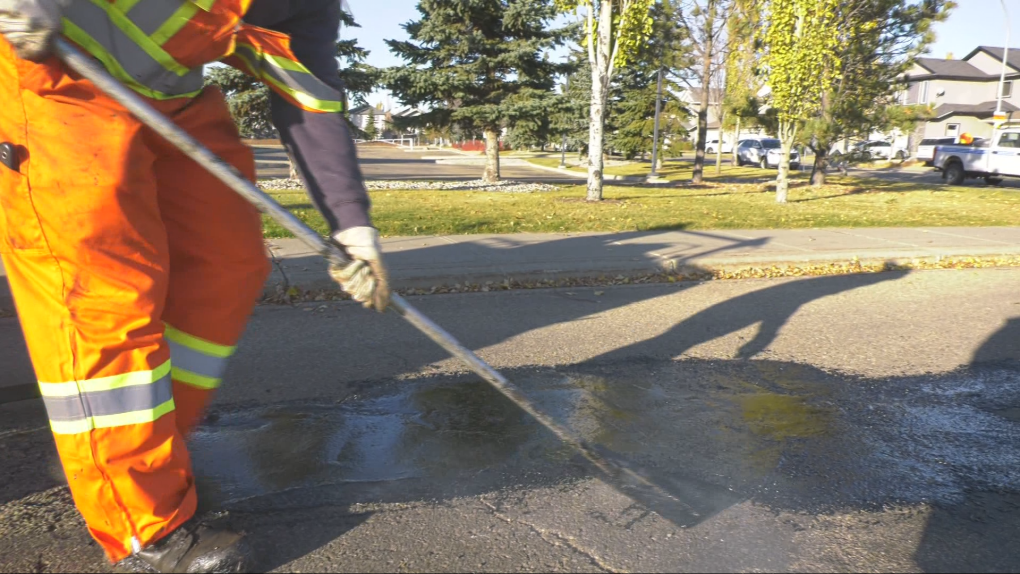 City of Edmonton using mastic repair patches to fix potholes [Video]