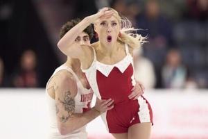 Stellato-Dudek and Deschamps defend Skate Canada pairs title [Video]