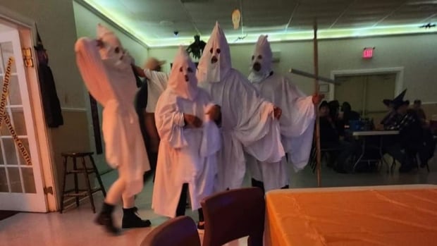 Outrage after guests wearing KKK costumes attend N.S. fire hall dance [Video]