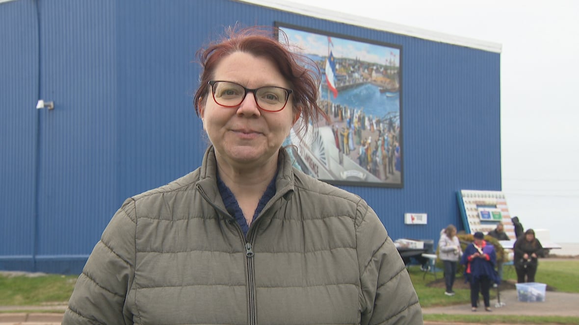 Ironic and iconic: Mural depicts moment the British accidentally saluted the Acadian flag [Video]