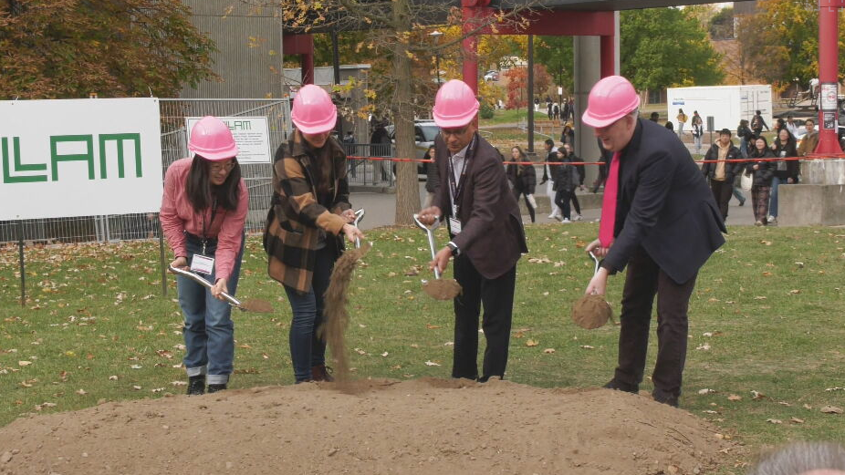 University of Waterloo adds new mathematics building to boost research and learning [Video]