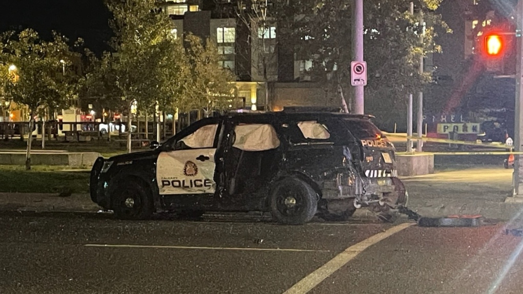 Police vehicle involved in collision at Macleod and 12th Avenue S.E. [Video]