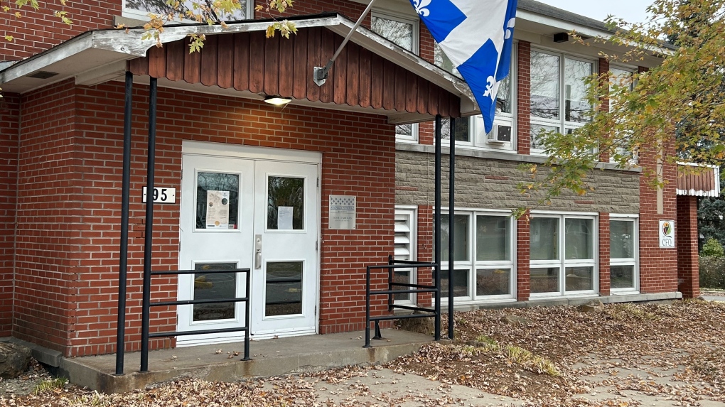 CAQ Mirabel MNA closes office after shots fired at window [Video]