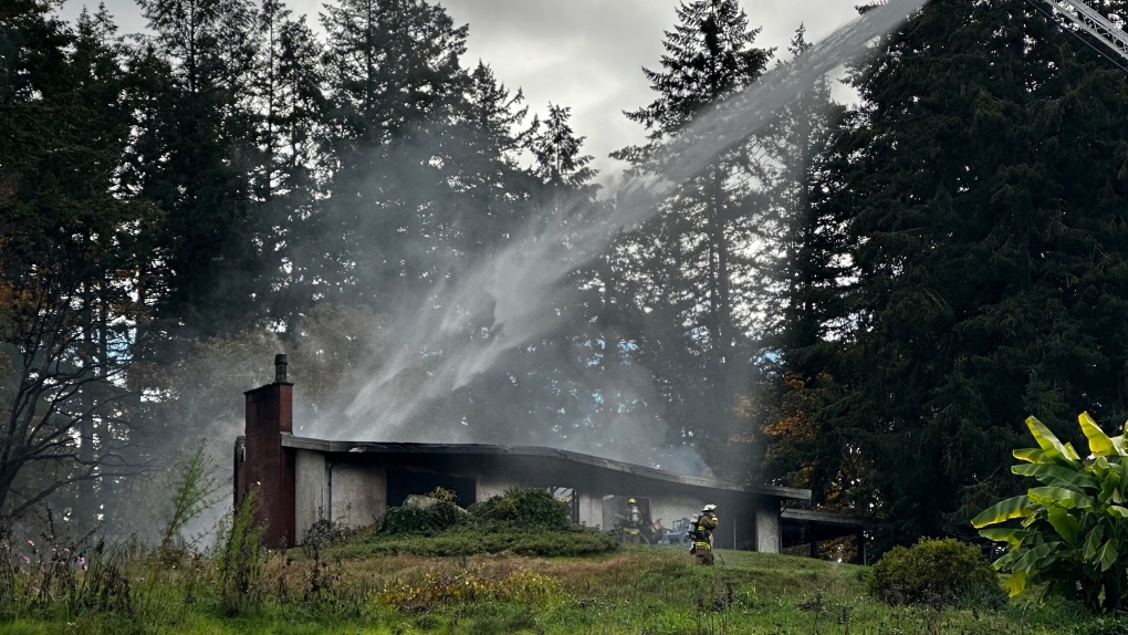 3 dead after Vancouver Island house fire [Video]