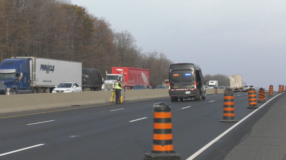 Fatal crash closes 401 eastbound in Cambridge [Video]