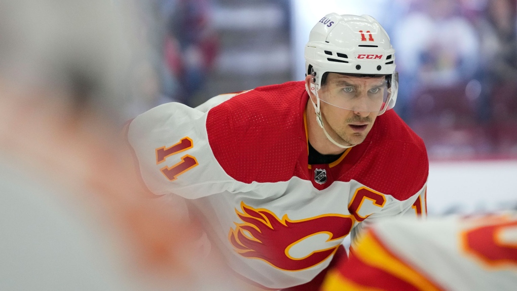 Flames captain Mikael Backlund suits up for his 1,000th game [Video]