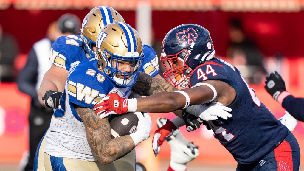 CFL: Oliveira, Mitchell named as finalists for most outstanding player award [Video]