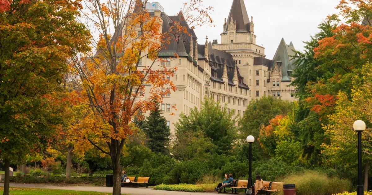 I’m terrified of ghosts and stayed in one of the most haunted hotels in Ottawa [Video]