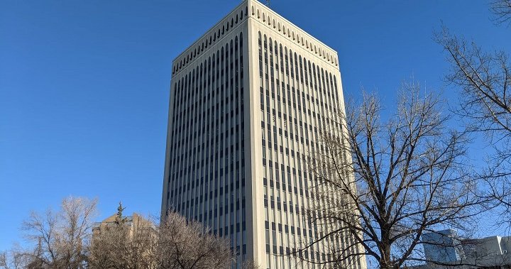 How will the next Regina mayor balance debt versus growth? - Regina [Video]