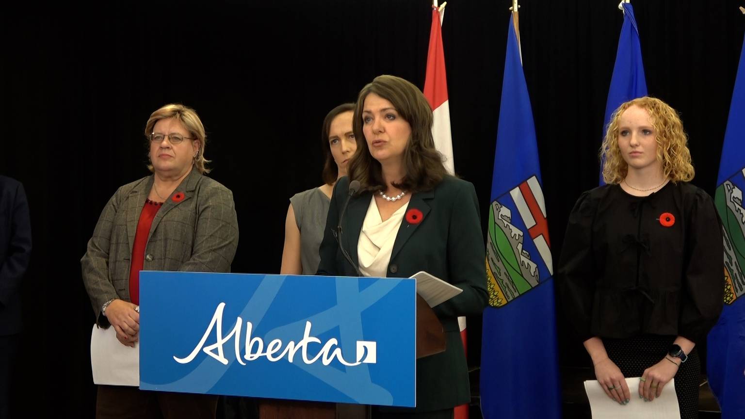 Video: Alberta introduces bills affecting transgender people and pronouns at school [Video]