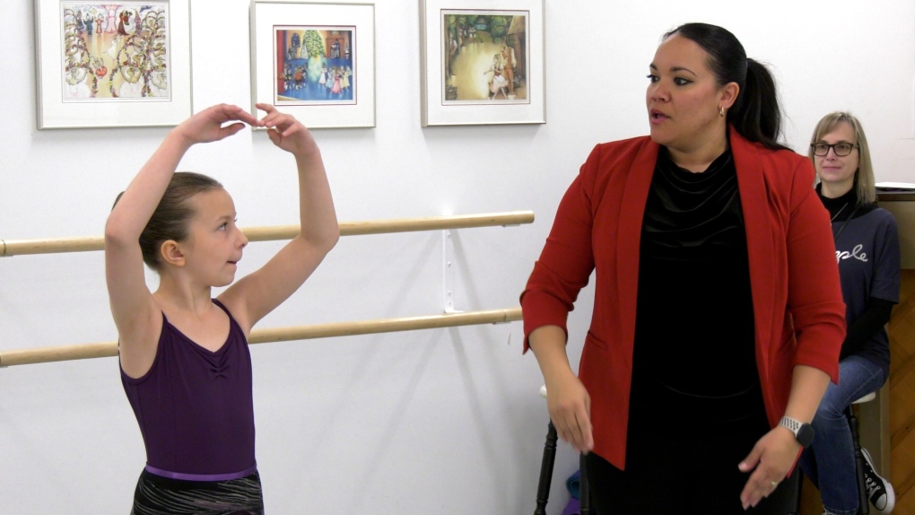 Ballet school teaches young Calgary dancers professional technique [Video]