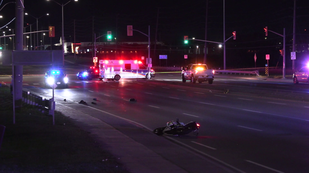 Mississauga collision leaves 3 people seriously injured [Video]