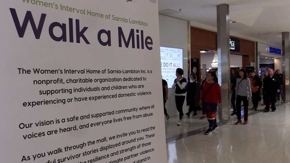 Domestic violence survivors and allies ‘Walk a Mile’ in Sarnia [Video]