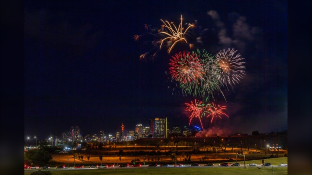 Over 150 complaints prompt Calgary police to issue warning about firework use [Video]