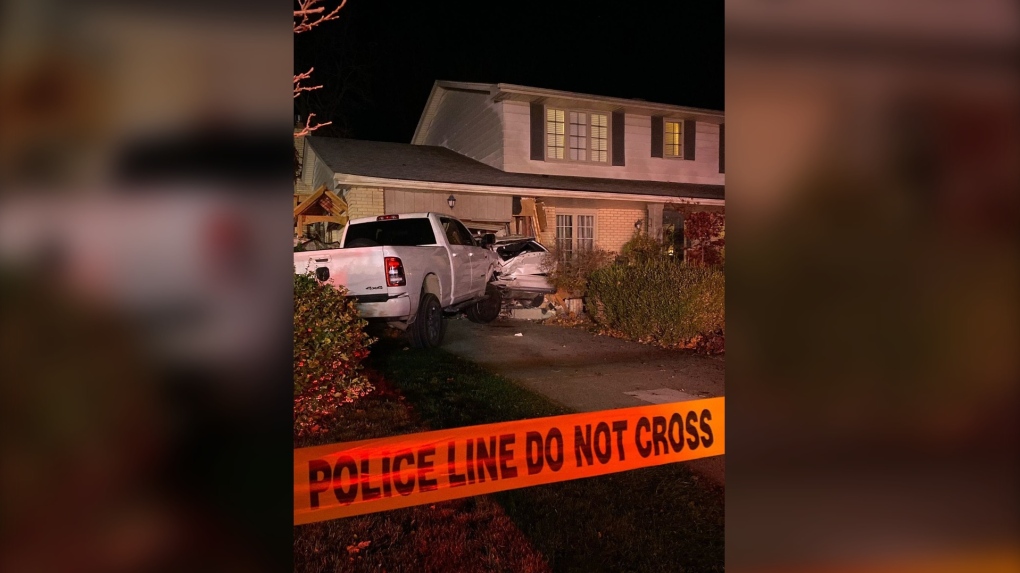 Vehicle collides with home in Sarnia [Video]