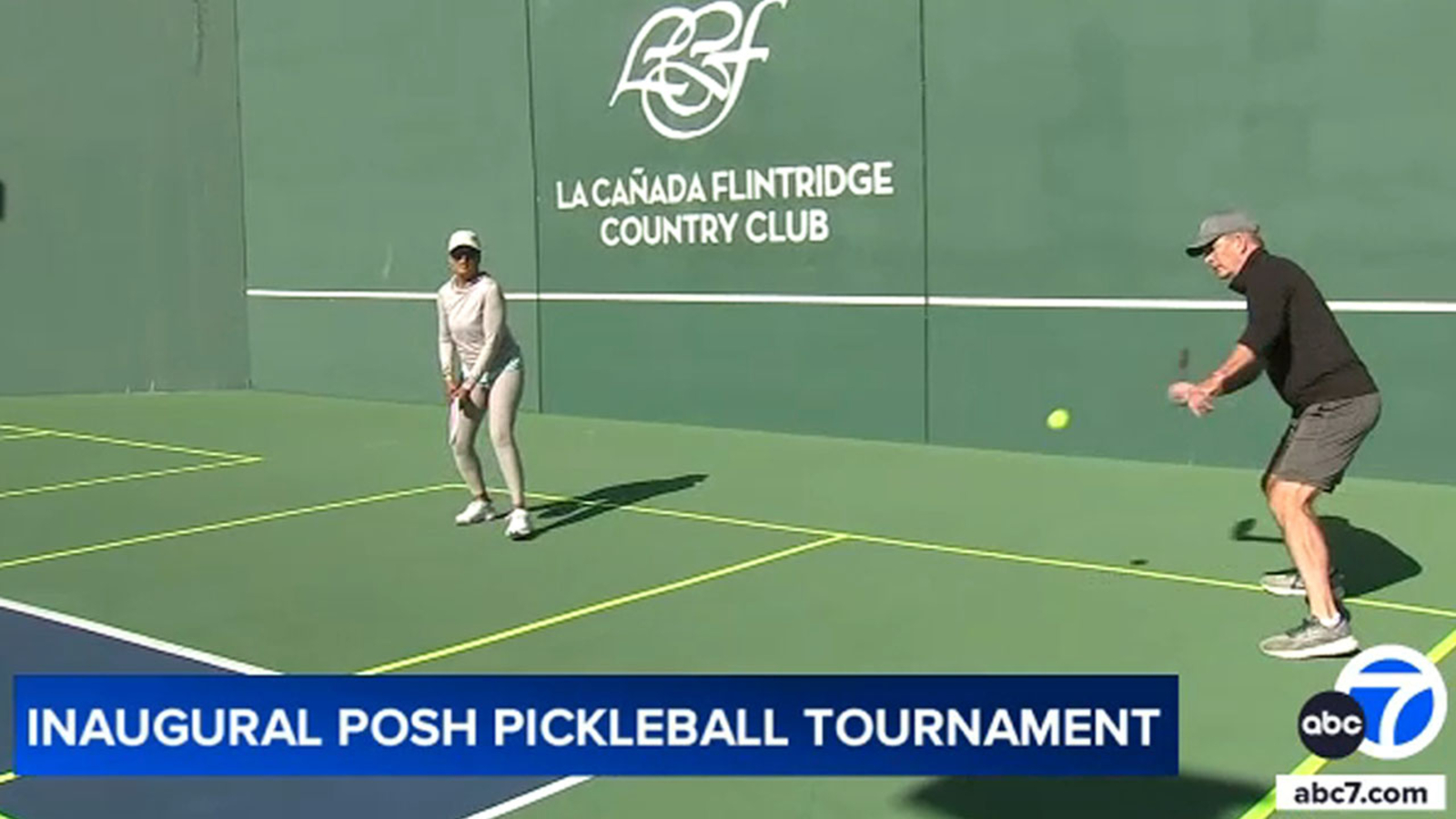 ABC7’s Phillip Palmer, Leslie Sykes show off pickleball skills for Adventist Health Glendale fundraiser [Video]