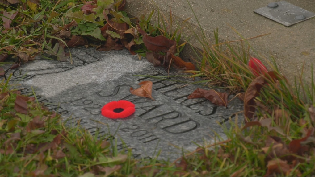 Remembrance Day: No Stone Left Alone service held in Winnipeg [Video]