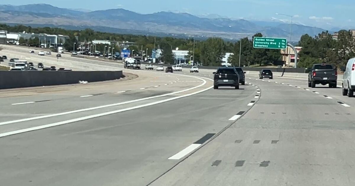 There needs to be an entrance into the express lane on west 470 at Yosemite [Video]