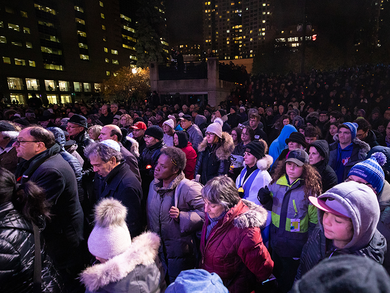 Ontarians mourn the victims of the Pittsburgh shooting [Video]