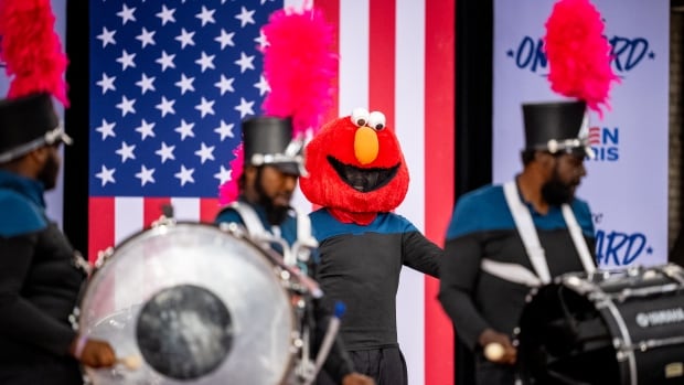 Feeling anxious about the U.S. election results? Elmo says, ‘Stop scrolling, take a deep breath’ [Video]