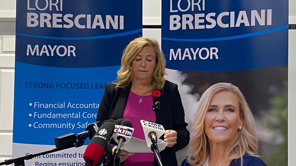 Regine election: Former mayor endorses Bresciani for mayoral run [Video]