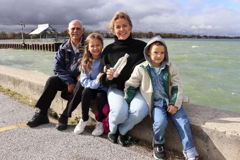 Watch: Message in a bottle found in Ontario lake after 26 years [Video]