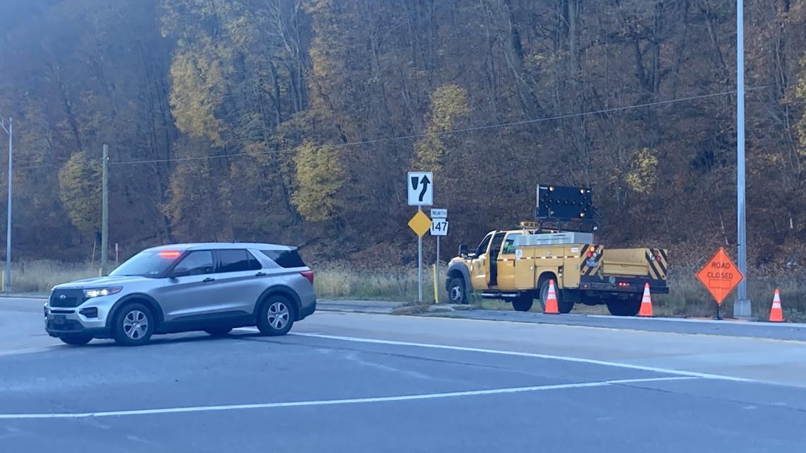 Pennsylvania highway closed for police incident [Video]