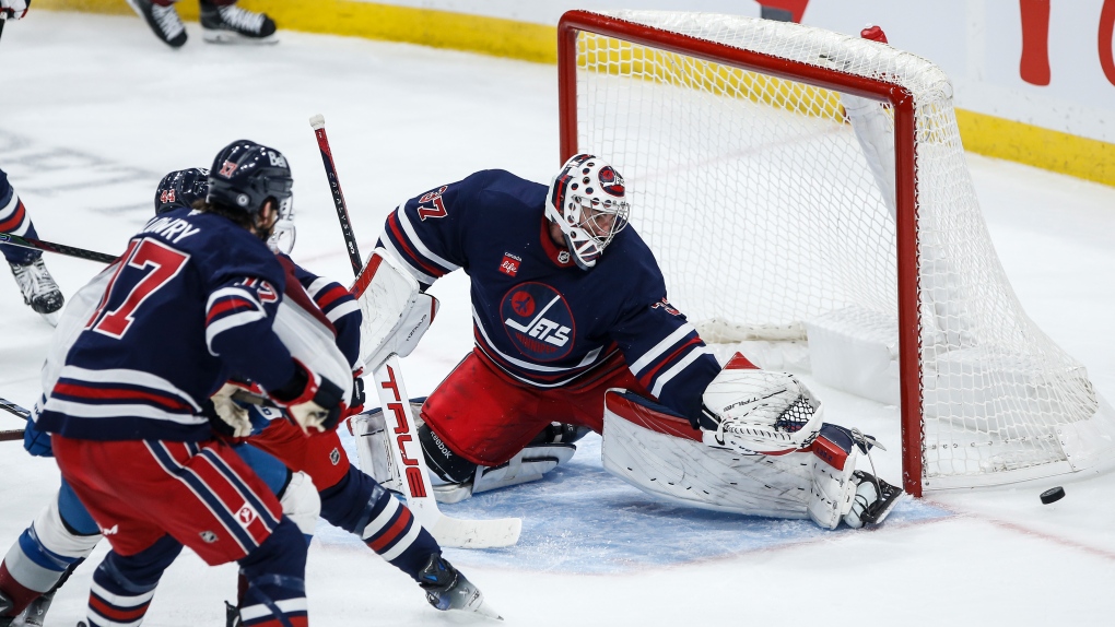 NHL: Winnipeg Jets goalie Connor Hellebuyck back to Vezina Trophy form [Video]