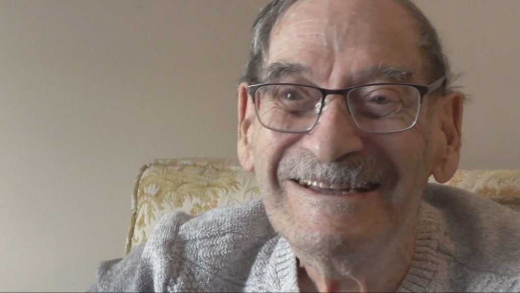 Sawatsky Sign-Off: Veteran surprised by thank-you letters from around the world [Video]