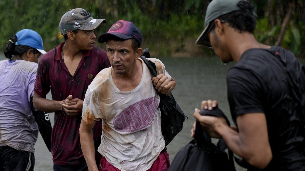 Migrants race to reach U.S. before Trump takes office [Video]