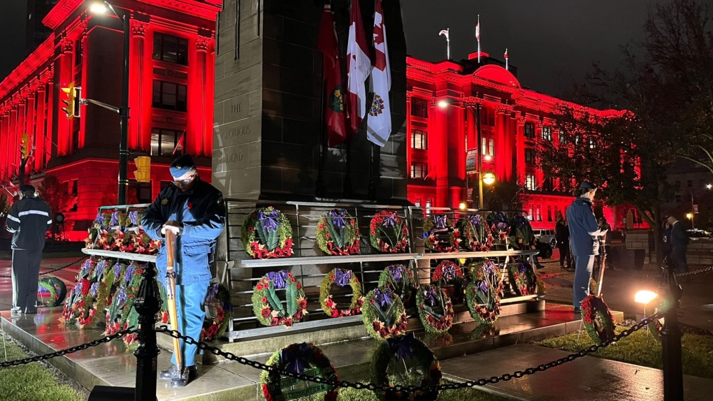 Remembrance Day in London, Ont. [Video]