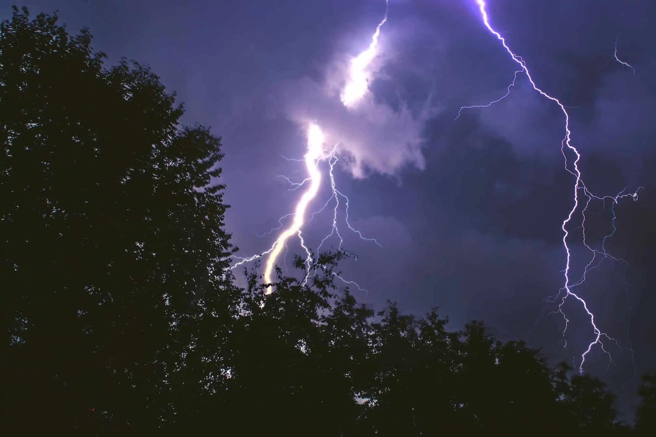 Severe weather warning in effect for southern Ontario [Video]