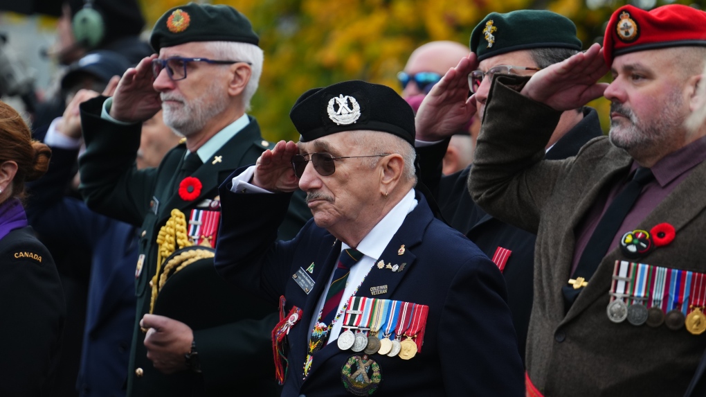 Canadians mark Remembrance Day across the country [Video]