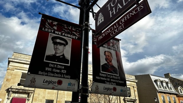 Banners put veterans front and centre in small town Ontario [Video]